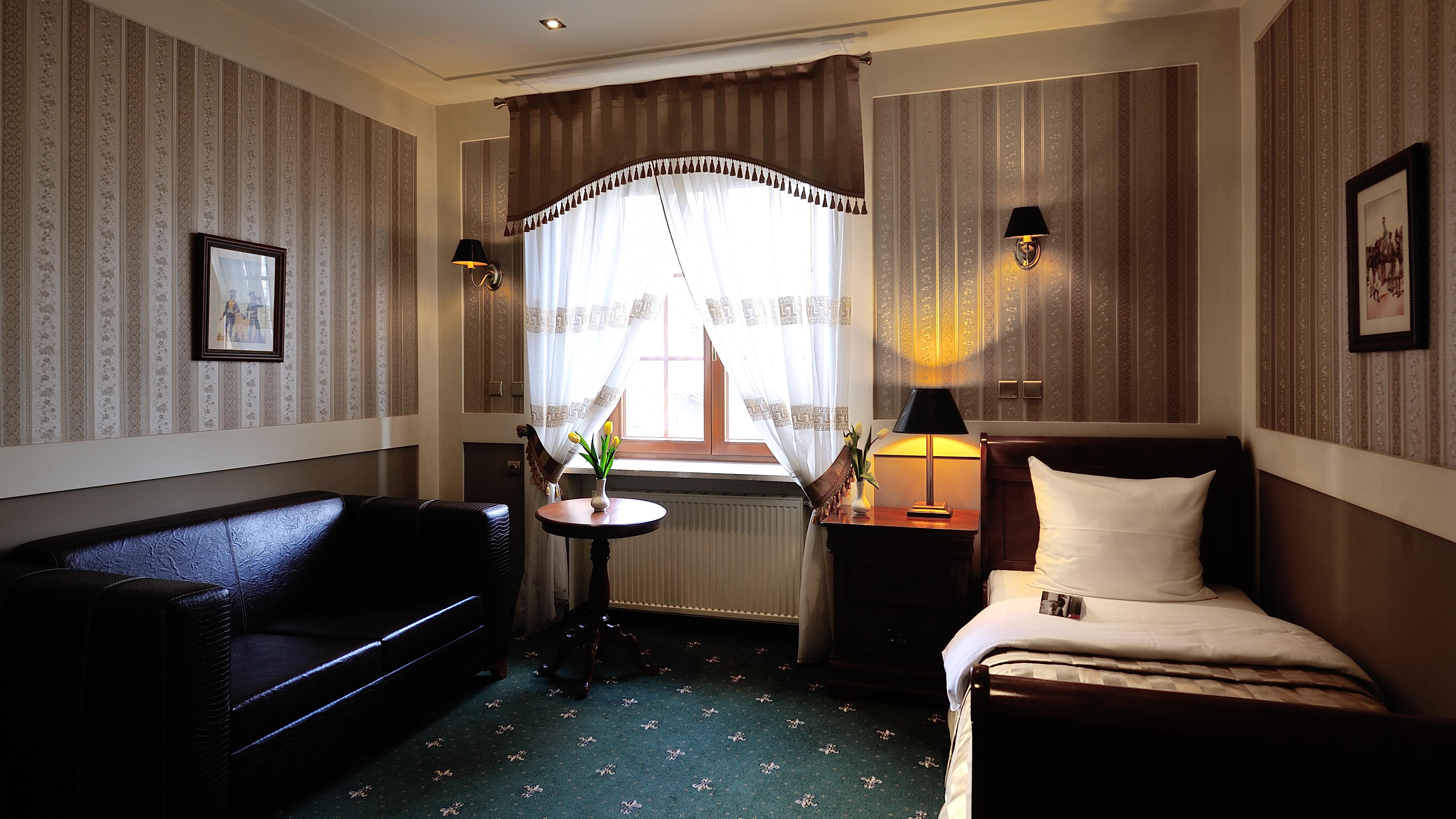Hotel Diament Arsenal Palace Katowice - ホジューフ エクステリア 写真
