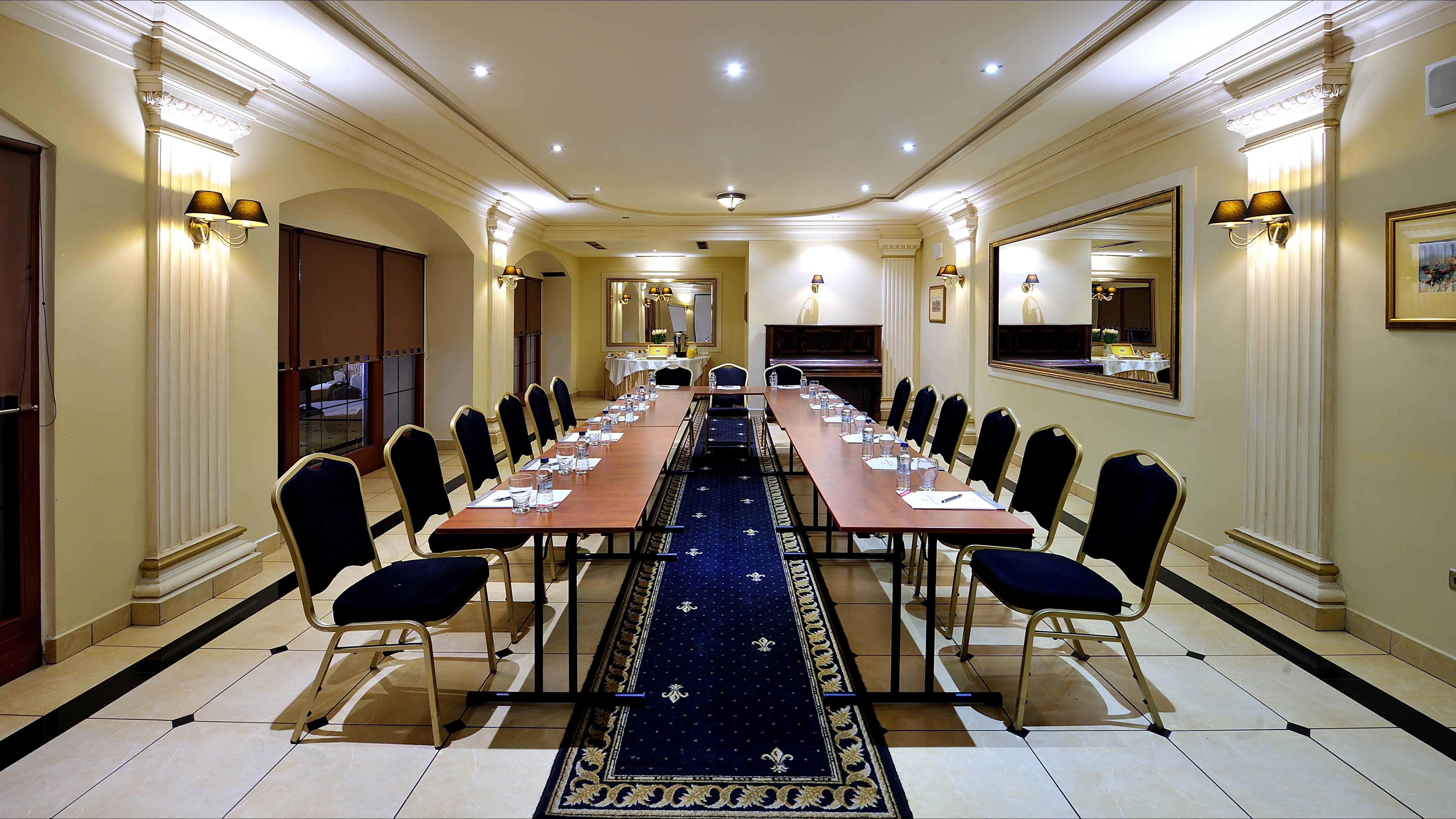 Hotel Diament Arsenal Palace Katowice - ホジューフ エクステリア 写真