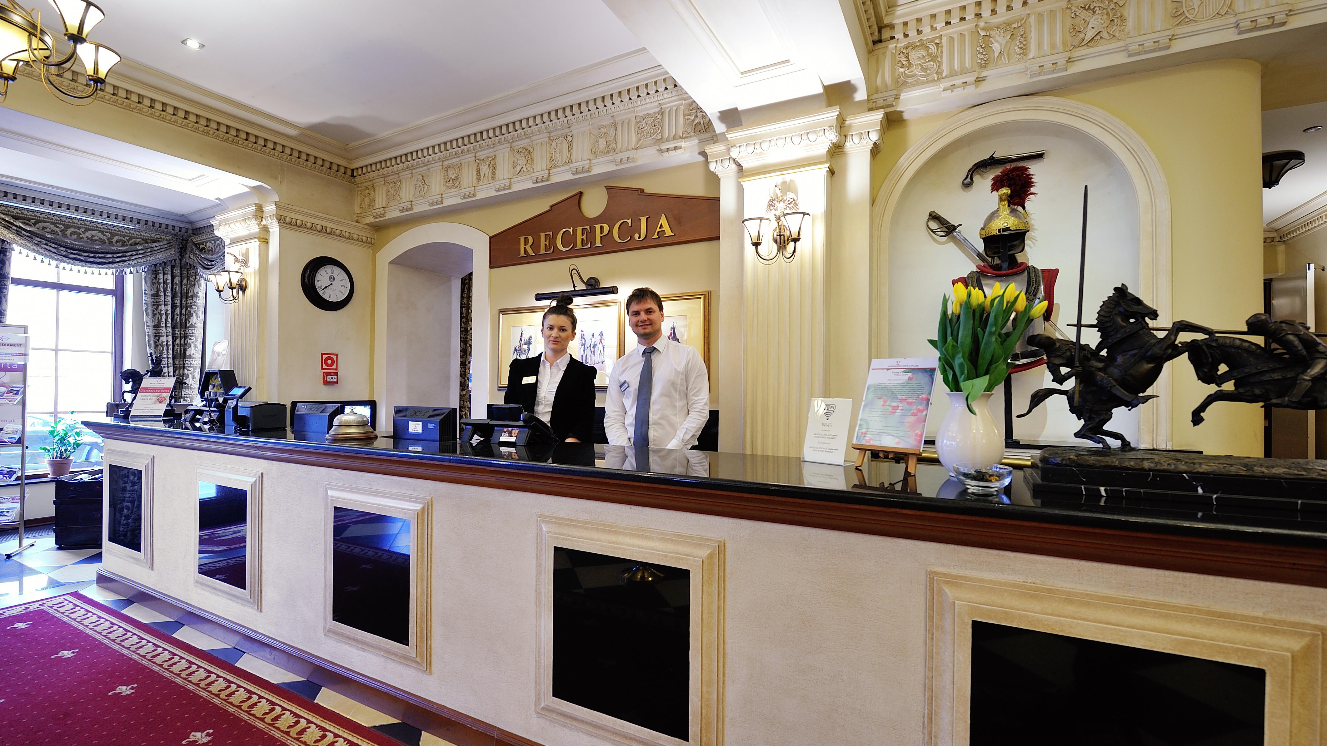 Hotel Diament Arsenal Palace Katowice - ホジューフ エクステリア 写真