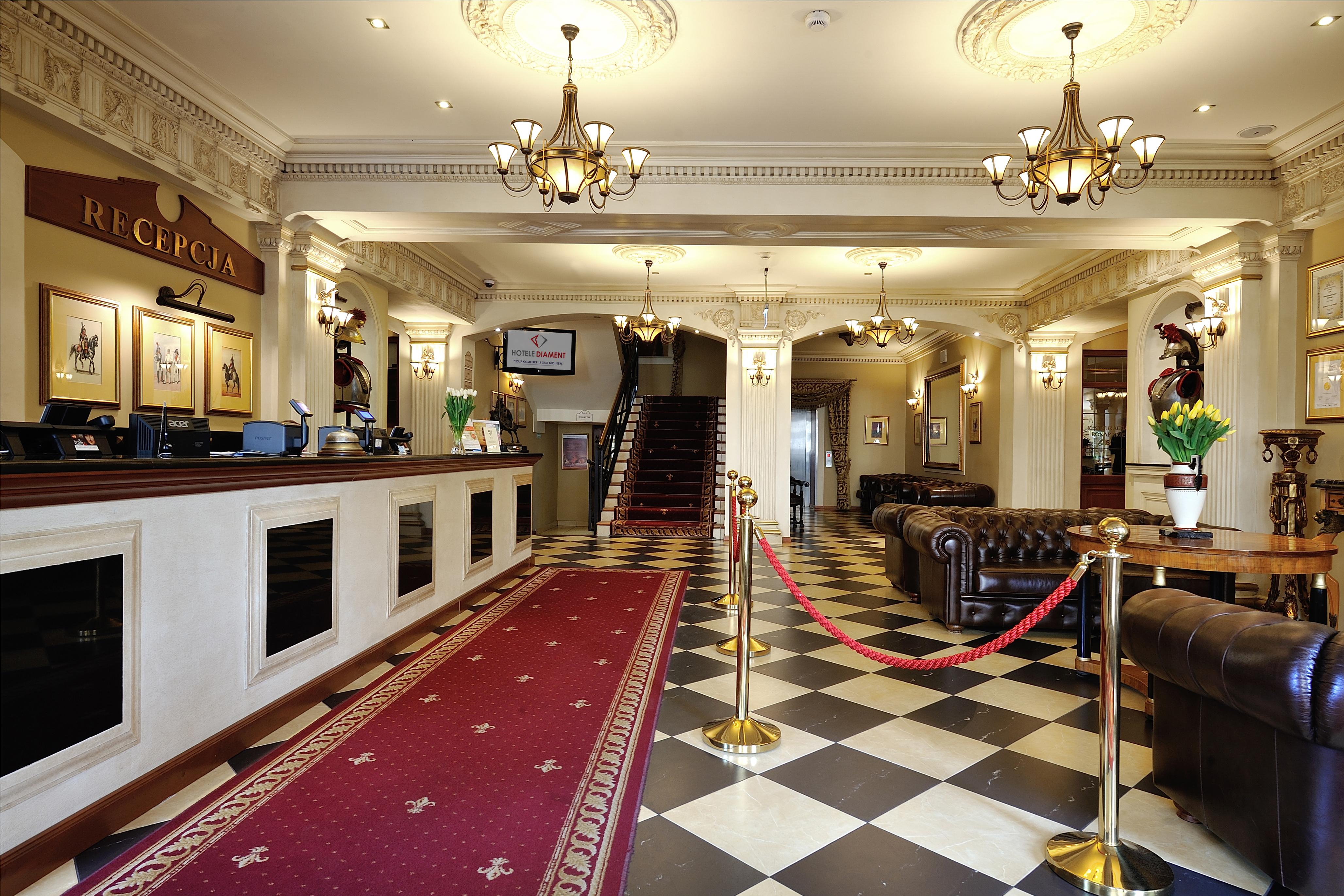 Hotel Diament Arsenal Palace Katowice - ホジューフ エクステリア 写真