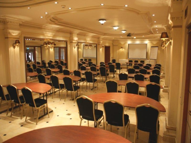Hotel Diament Arsenal Palace Katowice - ホジューフ エクステリア 写真